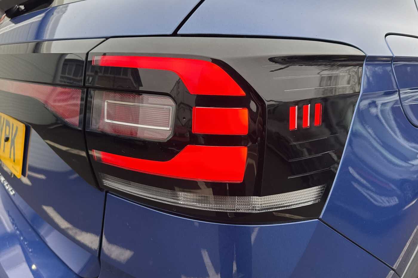 Volkswagen T-Cross 1.0 TSI (110ps) R-Line Hatchback