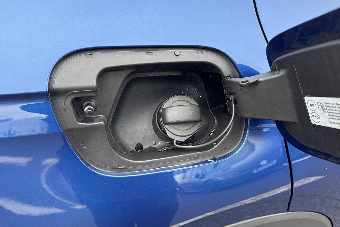 Volkswagen T-Cross 1.0 TSI (110ps) R-Line Hatchback